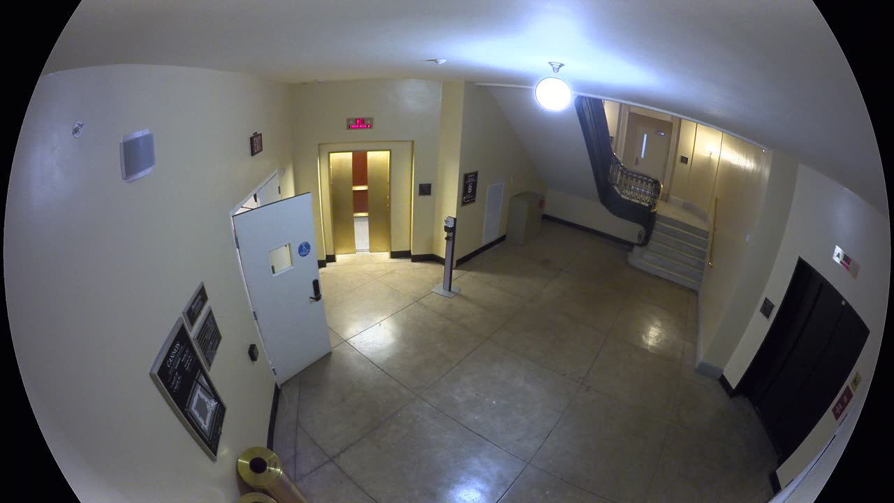 3477CHOBBAStair5_2021-01-05_21h34min30s047ms.mp4