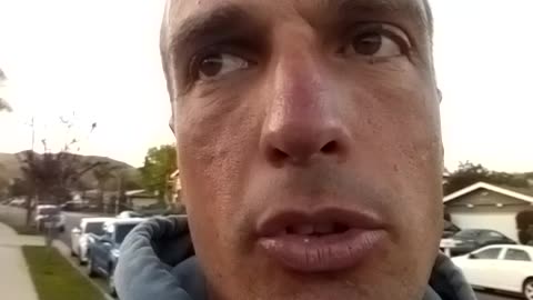 A SPARROW = COCOA x 3! EVERYWHERE!! 7:10pm, Apr 16... EXCELLENT. = JOY JOY.