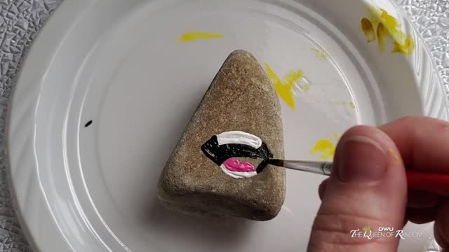 Y2Mate.is - Laughing Face Rock painting-5Ln-csO_IsQ-1080p-1656326836879
