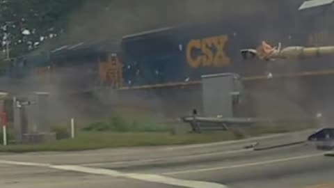 Freight Train Crashed Into an M-109 Howitzer in South Carolina