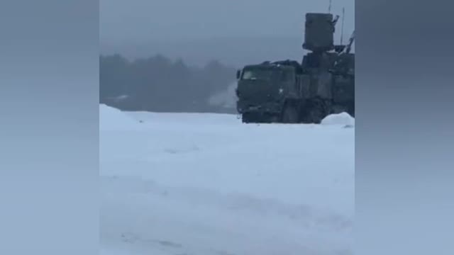 During the exercises in Voronezh, the military deployed equipment in front of the kindergarten