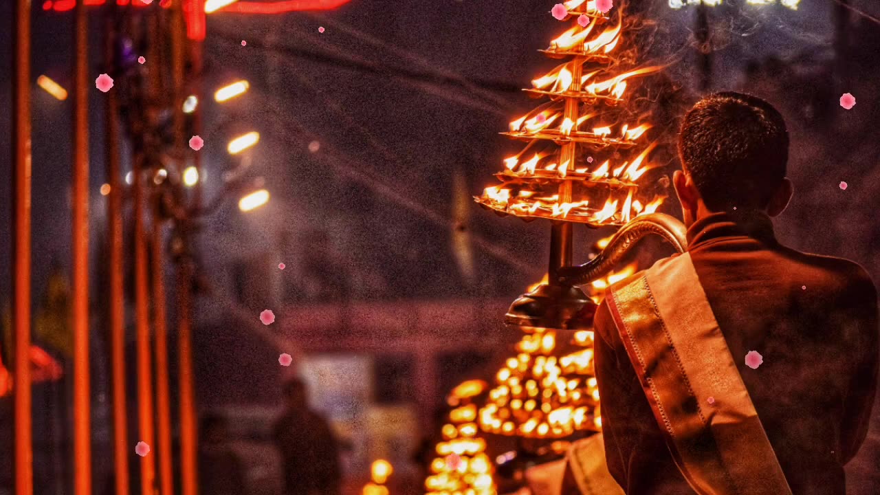 Grand Ganga Aarti of India's oldest Kasi