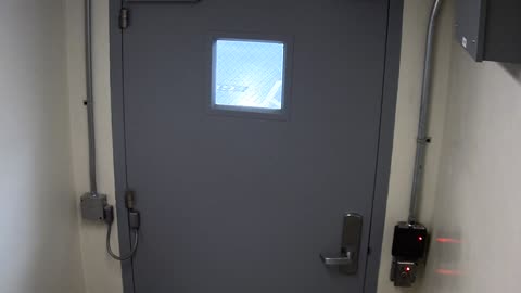 6026RHOBG1G101CWestVestibule_2021-01-05_01h00min01s420ms.mp4