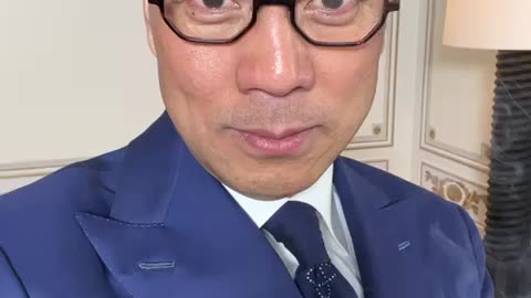 20220922文贵先生视频：七哥又抽雪茄了