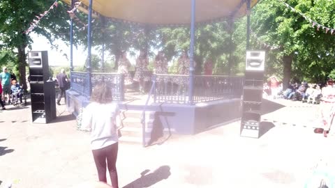 VINTAGE BAND , CASTLE PARK COLCHESTER