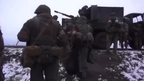 Russian troops on the outskirts of Mariupol