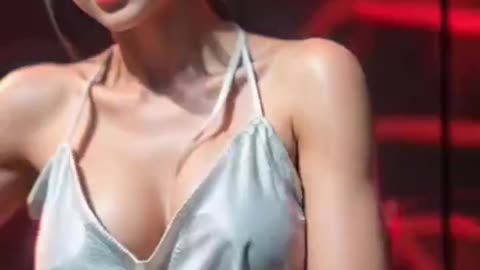 DJ dance beautiful girl...😘😘😘