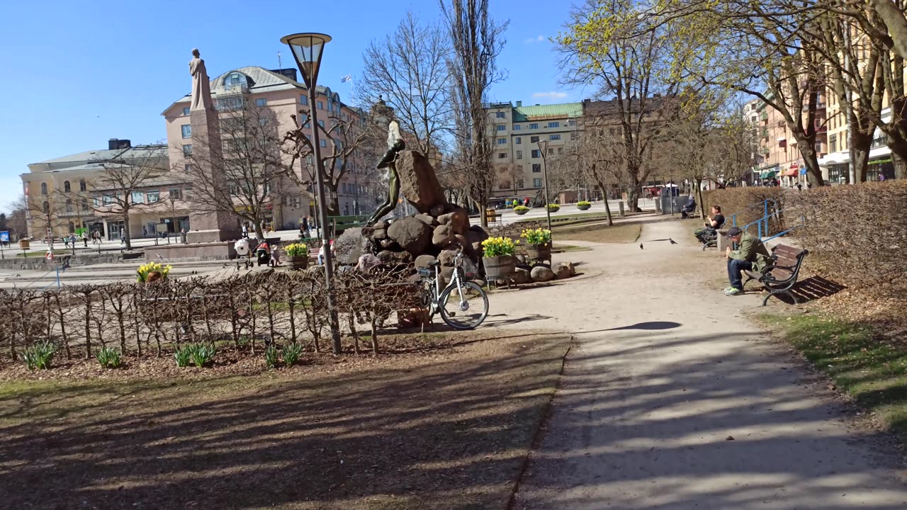 Från slottet till Drottninggatan, invid Nikolai kyrka. Örebro 21 April 2022