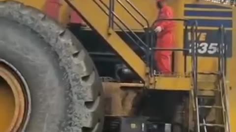 Impressive machines used in mining