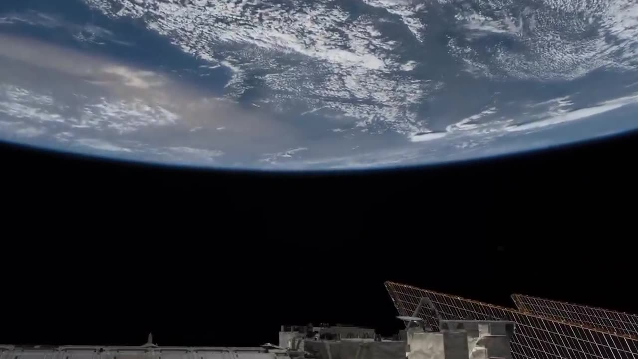 EARTH FROM SPACE IN 4K