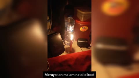 Sukacita Malam Natal Di Kost Sendiri