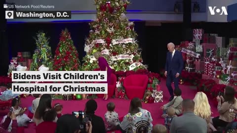 Bidens Visit Children’s Hospital for Christmas | VOA News