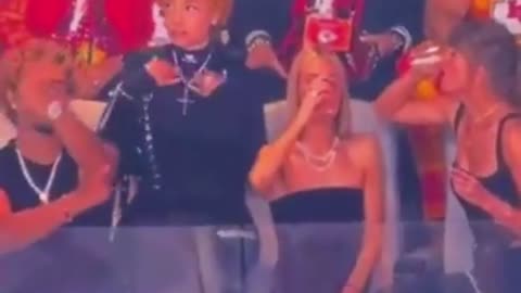 Ice Spice flashing satanic hand signs w/ Taylor Swift
