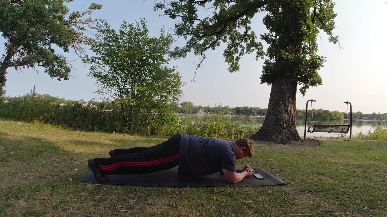 Planks for Progress: (Day 25) Improving Core Strength [Liquid Stranger 'Bounce] {New Plank PR}