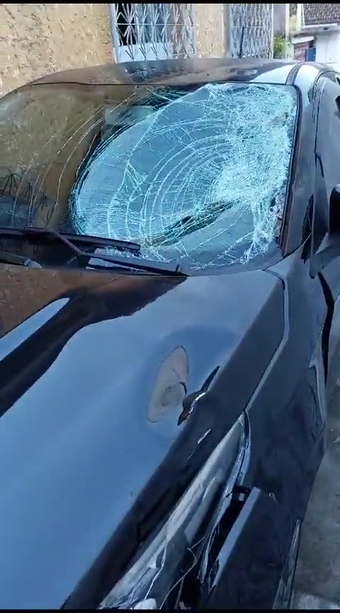 Vídeo mostra estado do carro que atropelou Kayky Brito