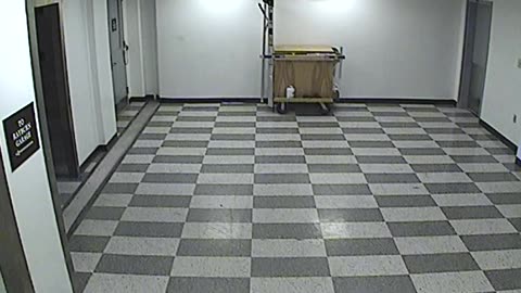 6087RHOBG3G308LobbyNorth_2021-01-05_07h20min02s017ms.mp4