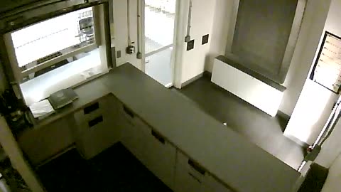 1656HQOB02PrisonerProcessing_2021-01-05_00h20min01s080ms.mp4