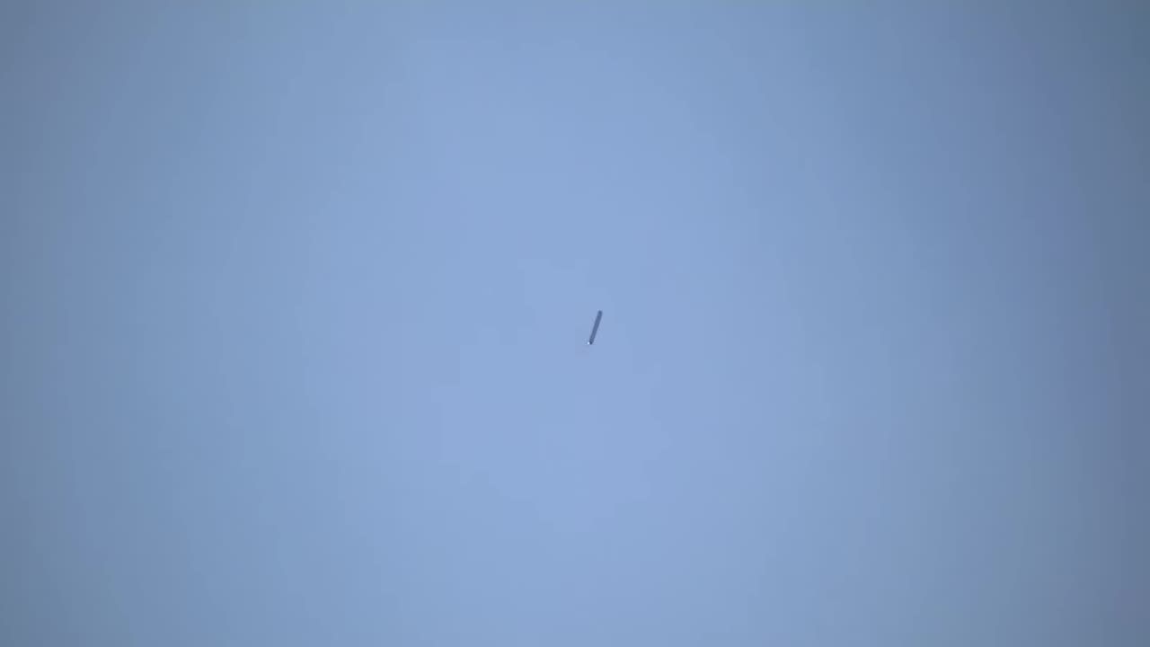 UFO ROTATING IN SKY!