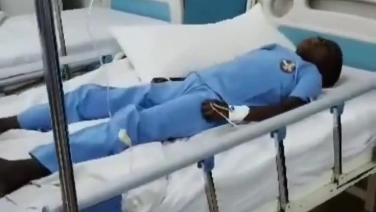 Sad video of a boy who was hOspitalized after b^**ng by a dog has got many in tears online.