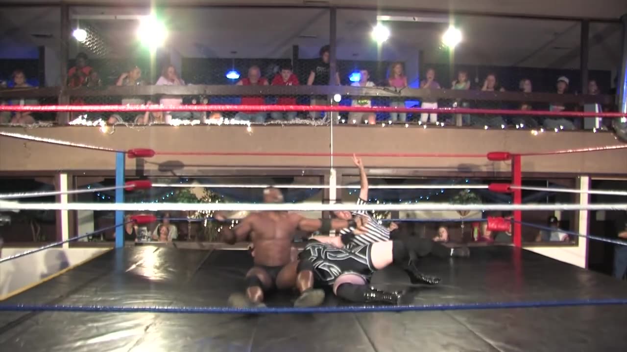 ZPW 4-29-2012 Jon Malus vs Big Game James