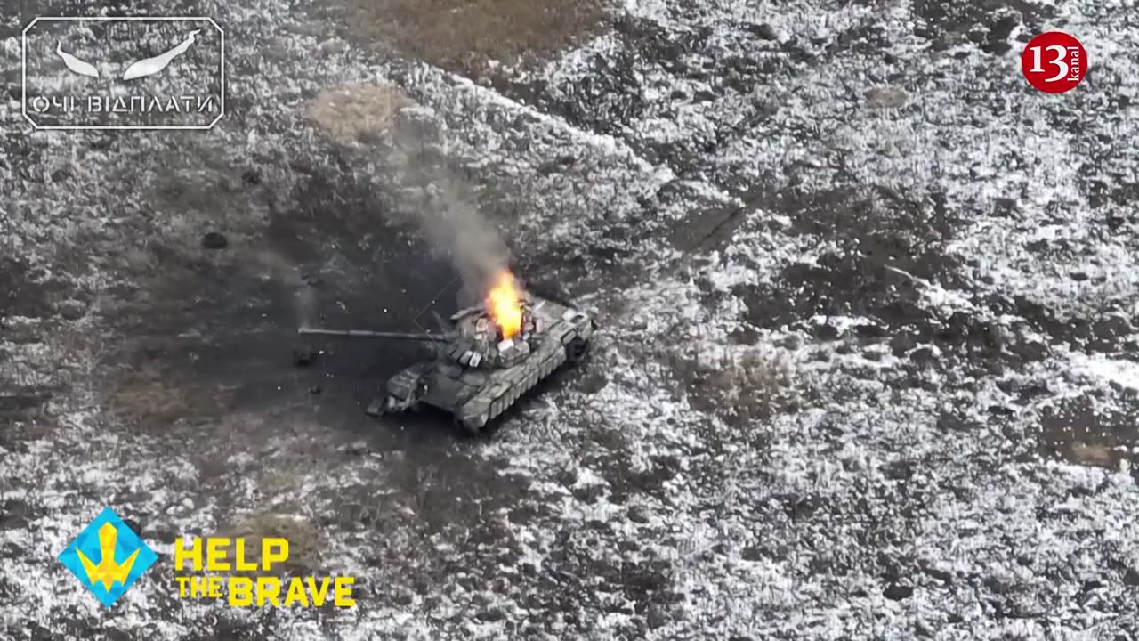 Kamikaze drone displays destruction of a Russian tank