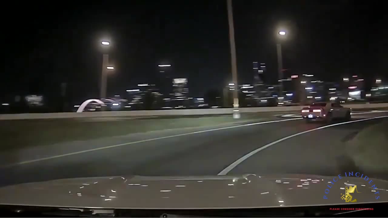 Video shows driver striking Nashville police car during traffic stop