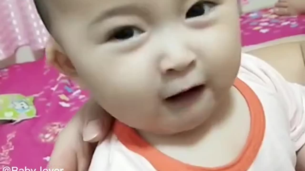 Cute babies saying mamma