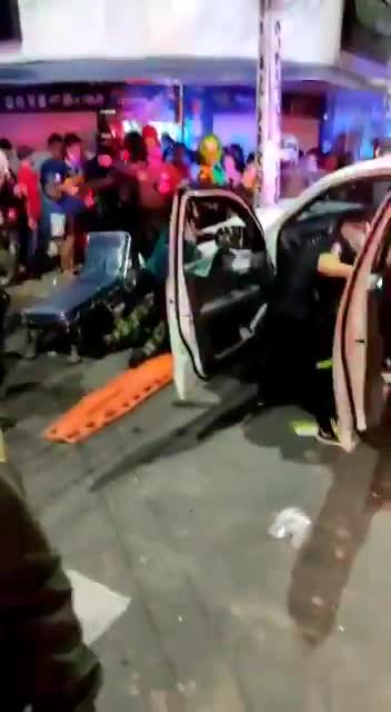 Galería: Con fuerte accidente de tránsito inició de toque de queda en Bucaramanga