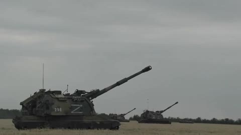 Msta-S howitzers of the Airborne Forces destroyed armored vehicle positions in Ukraine