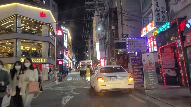 #2 weekend night street in Gangnam, Seoul, Korea