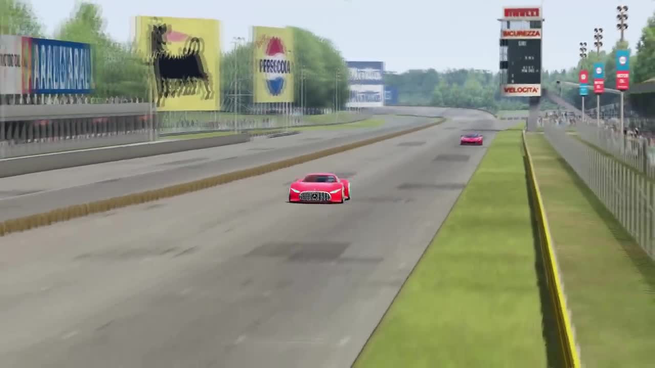Mercedes-Benz AMG Vision GT vs Ferrari LaFerrari at Monza Full Course-20