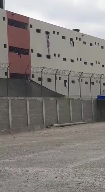 Caos en la cárcel de mujeres