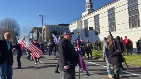 Antifa Pepper Spray and Fight Trump Supporters