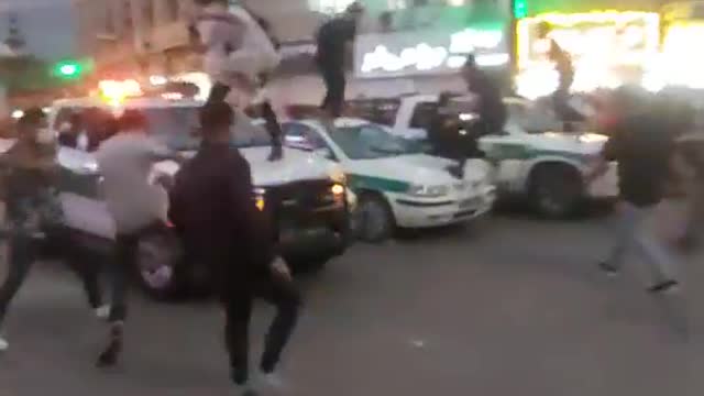 Persians no longer fear the mullah "morality police".