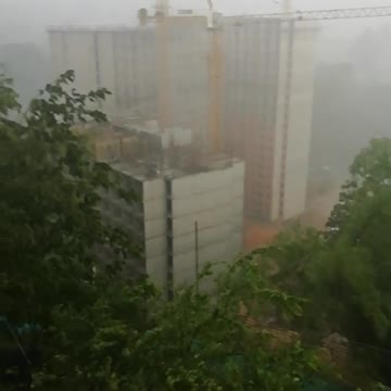 Video: Fuerte aguacero se registra este domingo en Floridablanca