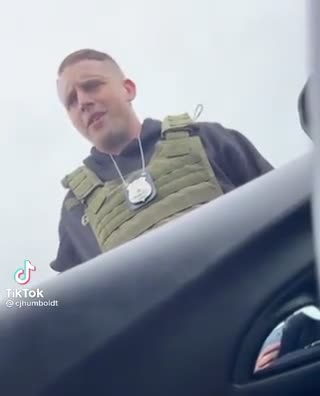 This is LITERALLY THE BEST LEO IN THE WORLD!