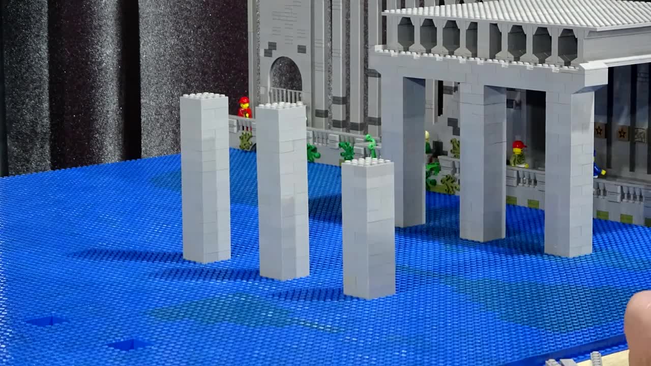 Week 3, Part 1-3 My Lego City MOC