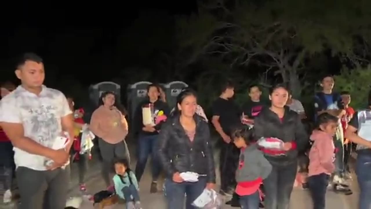 RARE: Border Patrol agent discusses scam of single parents