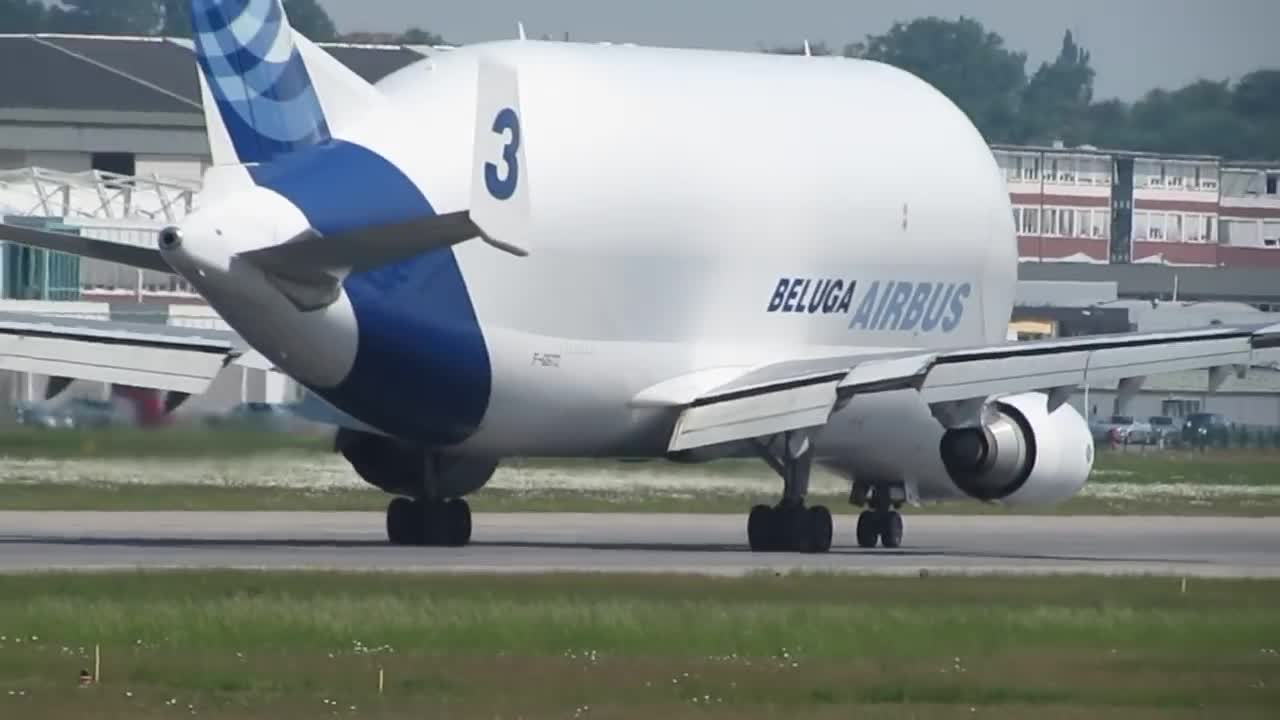 Airbus Beluga landing and takeoff at Finkenwerder, EDHI-5