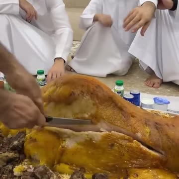 Arabic eating style