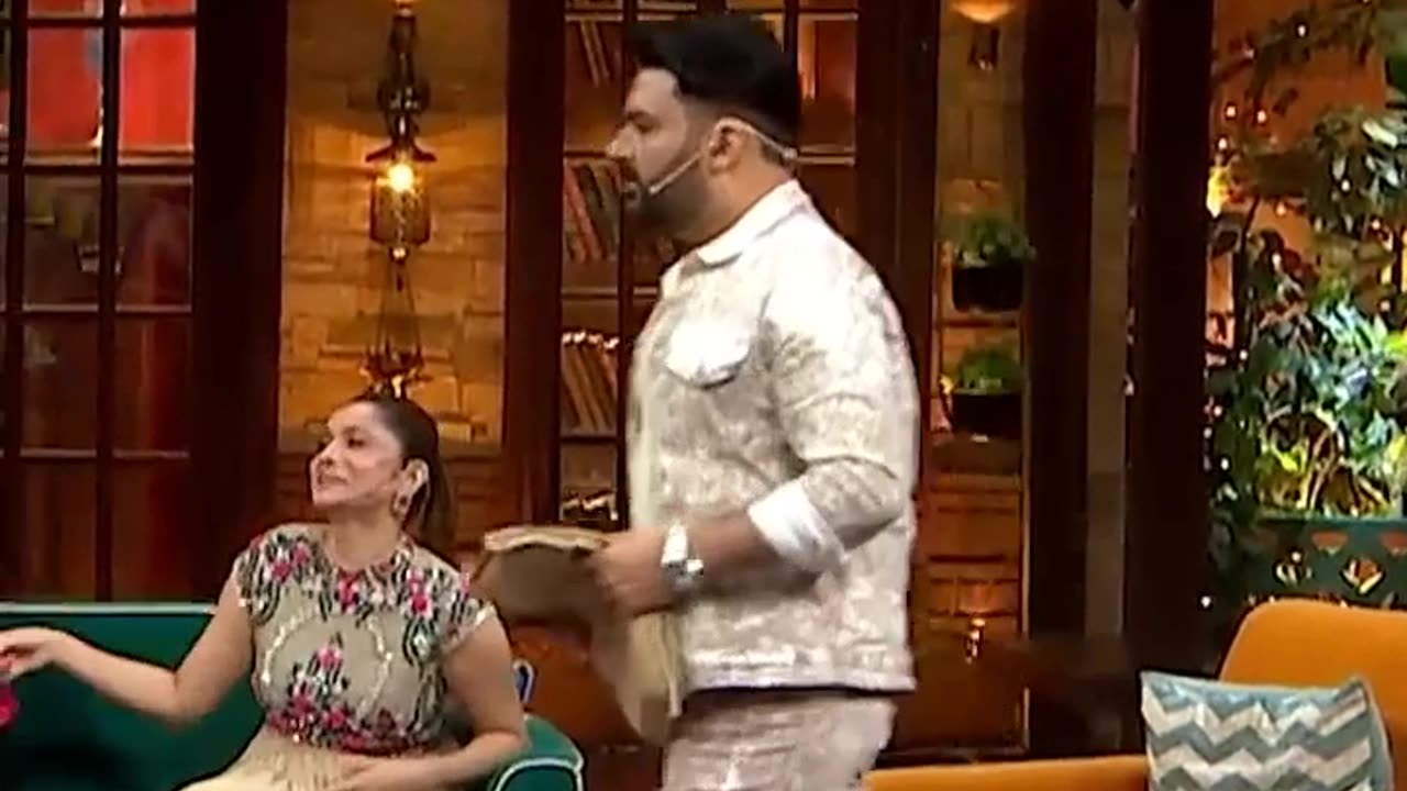 Kapil Ne Kyun Kaha Bindu Ko Carry Bag Munh Pe Pehanne Ko_ 👜😒🤣😆 _The Kapil Sharma Show _#TKSS #short