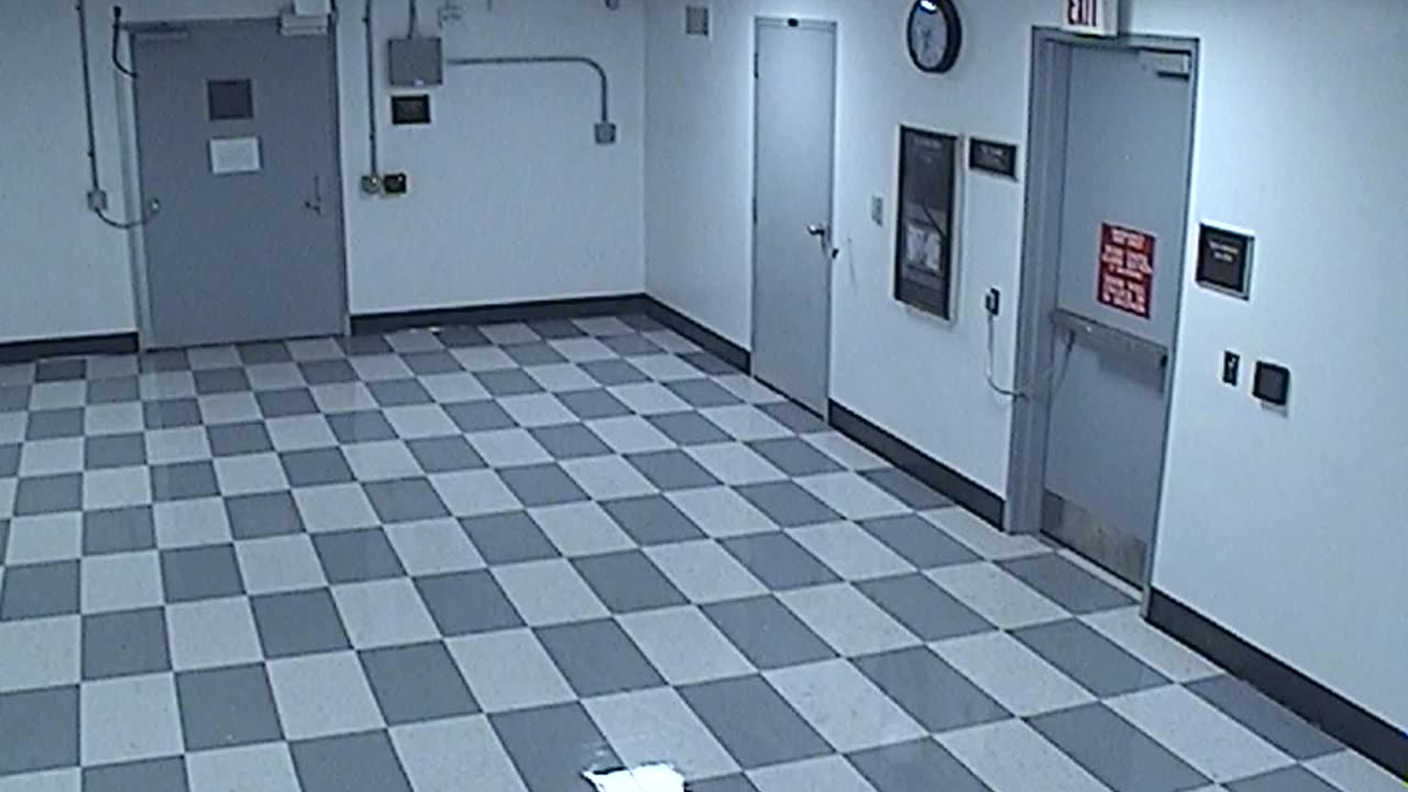 6024RHOBG1G101BLobbyEntry_2021-01-06_17h40min01s507ms.mp4