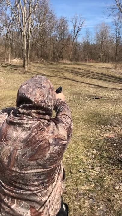 Glock 17 💯 Yards 1st Shot