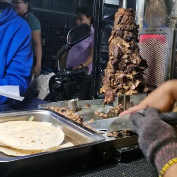 Shawarma Night: Street Food Magic at Cogon Night Market, Cagayan de Oro 🌃