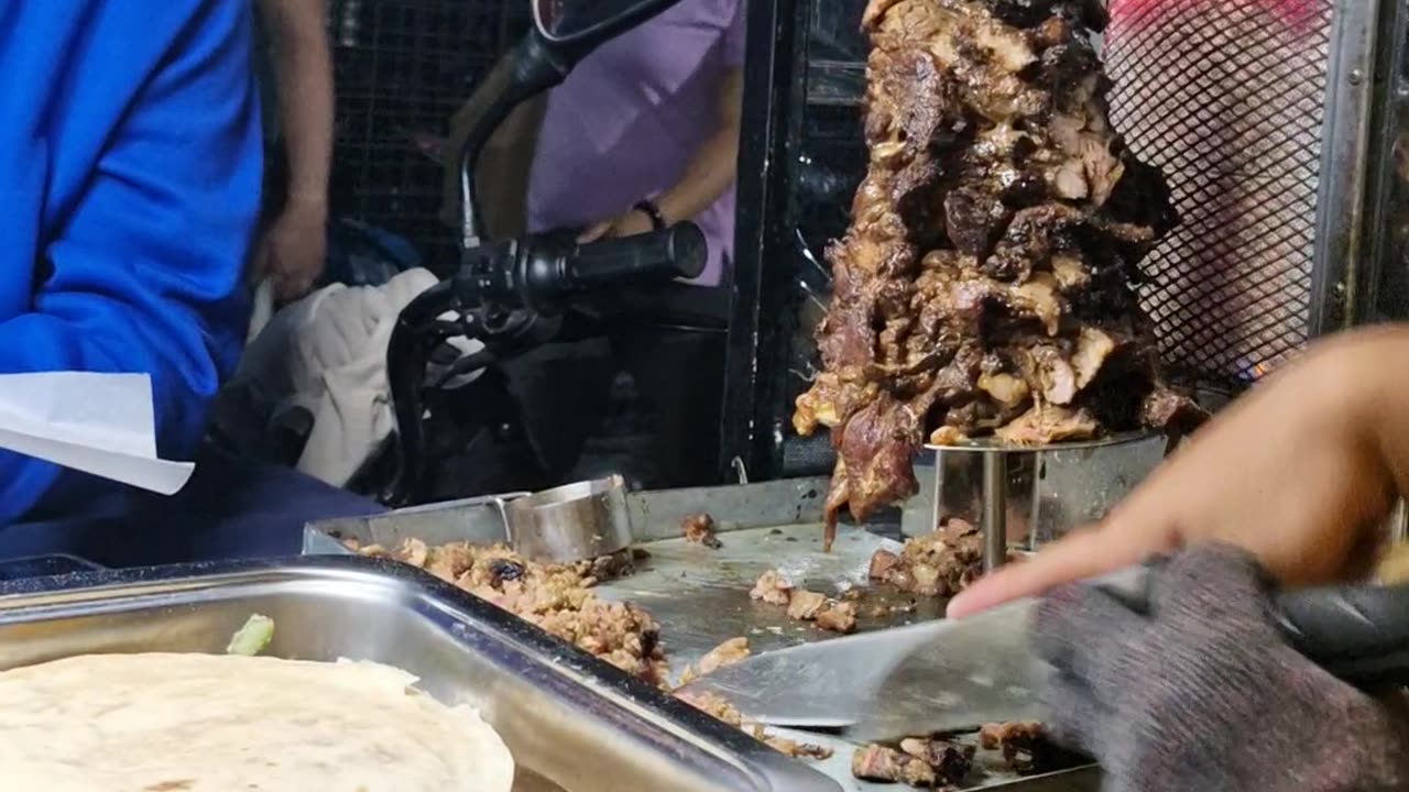 Shawarma Night: Street Food Magic at Cogon Night Market, Cagayan de Oro 🌃