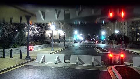 0672USCG00K25SouthBarricadeInbound_2021-01-05_20h08min50s260ms.mp4
