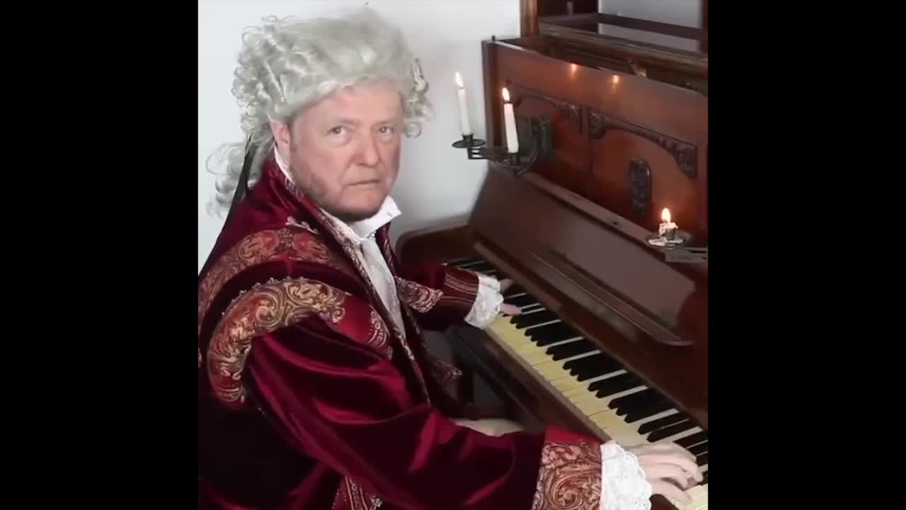 Ai đây? Anh ta biết gì và biết điều đó khi nào? 🇺🇸What does he know & when did he know it? 😂