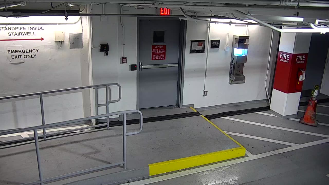 6159RHOBG3G305BNorthLobby_2021-01-06_11h40min02s193ms.mp4