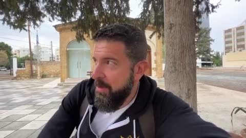 FOREIGN CITIZENS EVACUATE UKRAINE