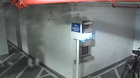 3023RHOBG2Lobby4ECB_2021-01-06_18h00min00s780ms